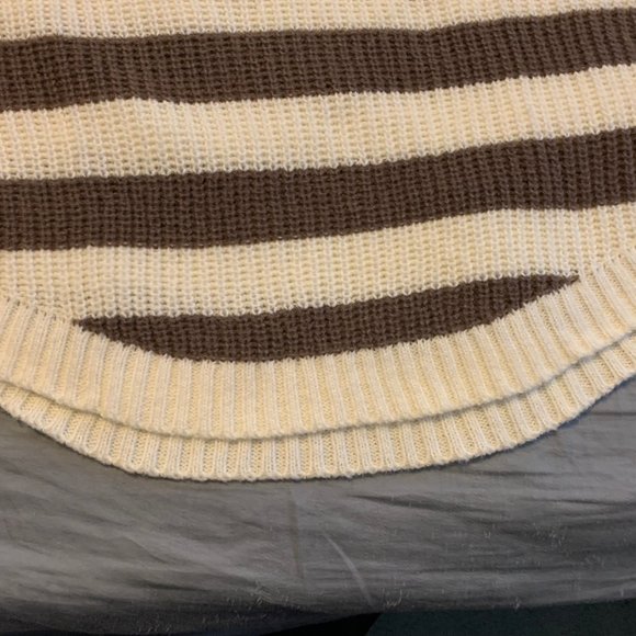 SoGood For Life Women's crewneck Poly striped sweater L NWT - Picture 5 of 5